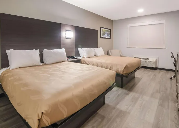 Quality & Worth - Fossil Creek Hotel 3*