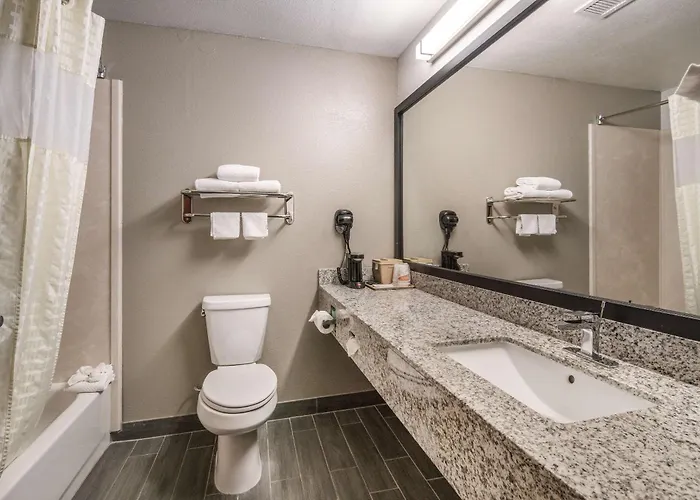 Quality & Worth - Fossil Creek Hotel Fort Worth