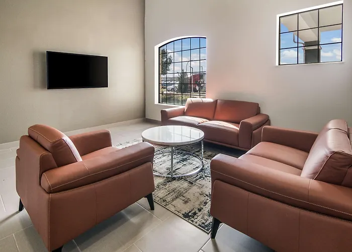 Quality & Worth - Fossil Creek Hotel Fort Worth
