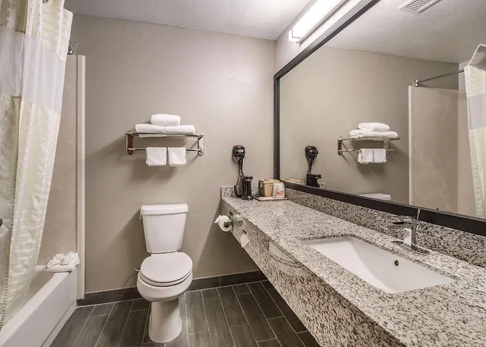 Quality & Worth - Fossil Creek Hotel Fort Worth