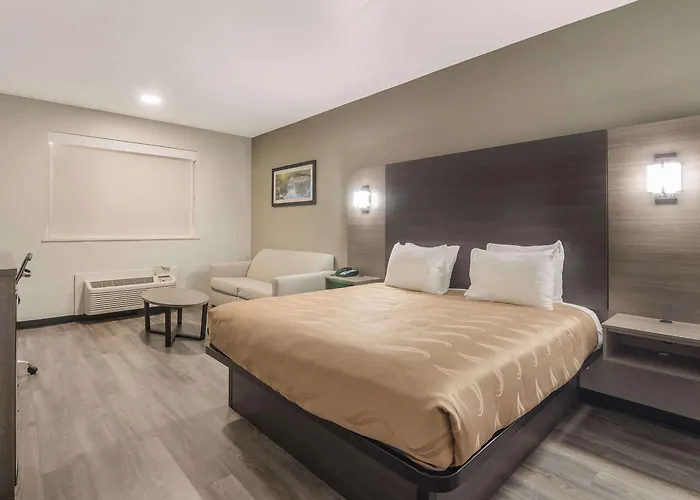 Quality & Worth - Fossil Creek Hotel Fort Worth