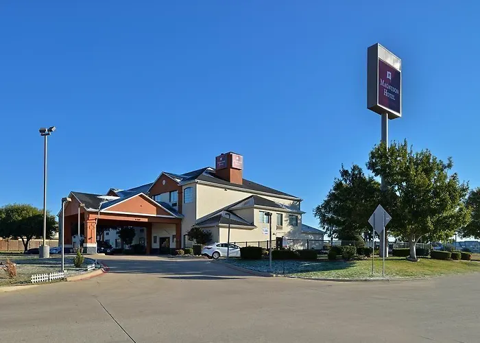 Quality & Worth - Fossil Creek Hotel Fort Worth