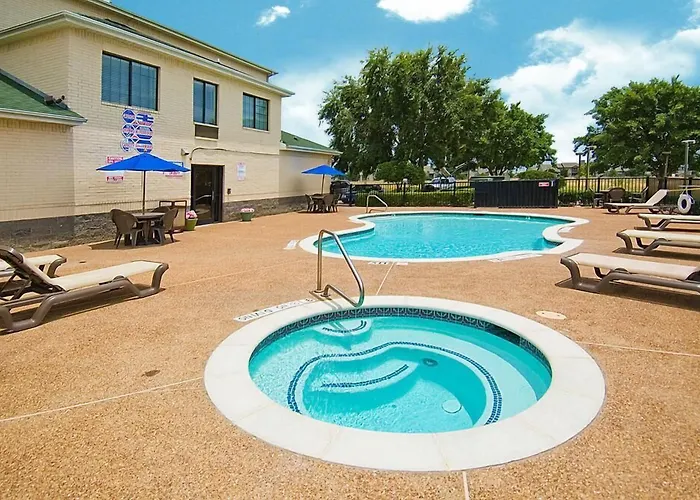 Quality & Worth - Fossil Creek 3* Fort Worth