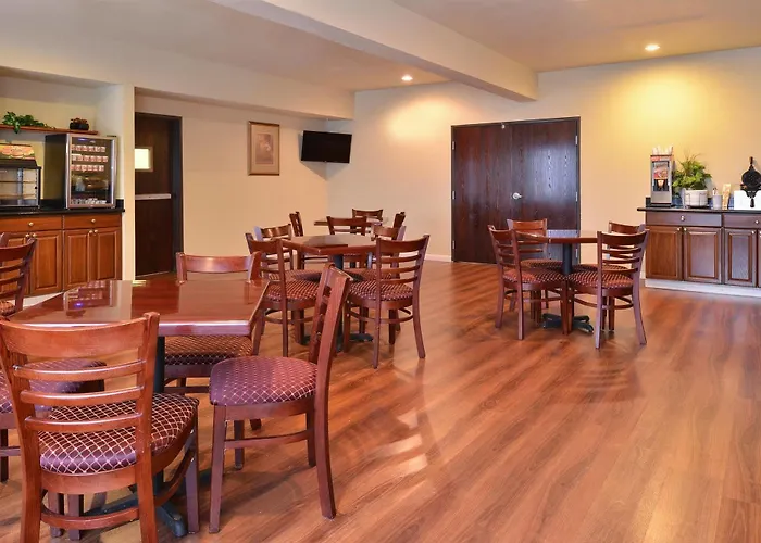 Quality & Worth - Fossil Creek Hotel Fort Worth