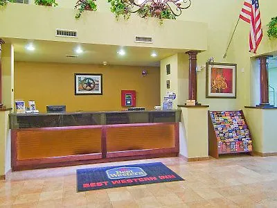Quality & Worth - Fossil Creek Hotel 3*